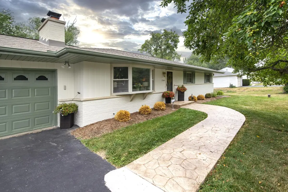2545 Brookside LANE, Brookfield, WI 53005 - #1