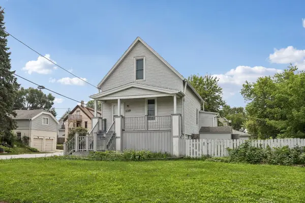 1401 Manitoba AVENUE, South Milwaukee, WI 53172