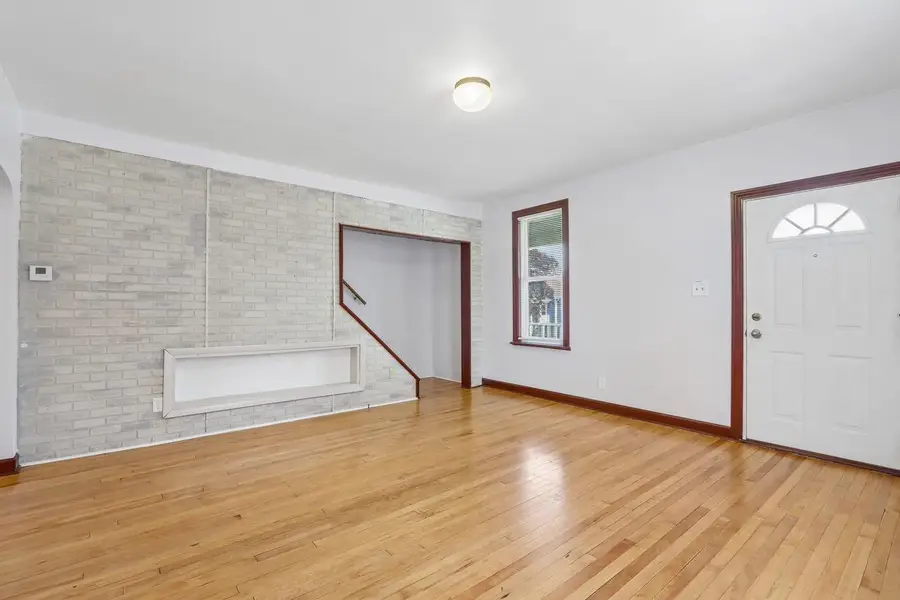 1401 Manitoba AVENUE, South Milwaukee, WI 53172 - #3