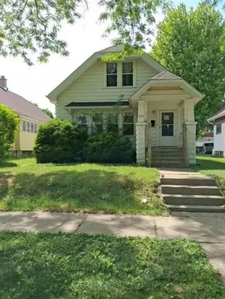 5553 N 32nd STREET, Milwaukee, WI 53209