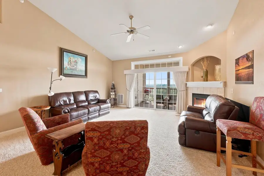 173 N Lapham STREET #306, Oconomowoc, WI 53066 - #3