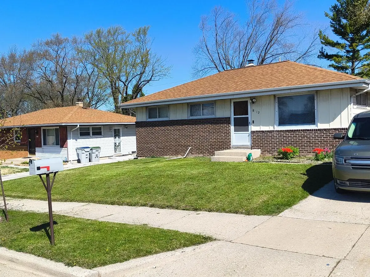 8212 W Mill ROAD, Milwaukee, WI 53218 - #1