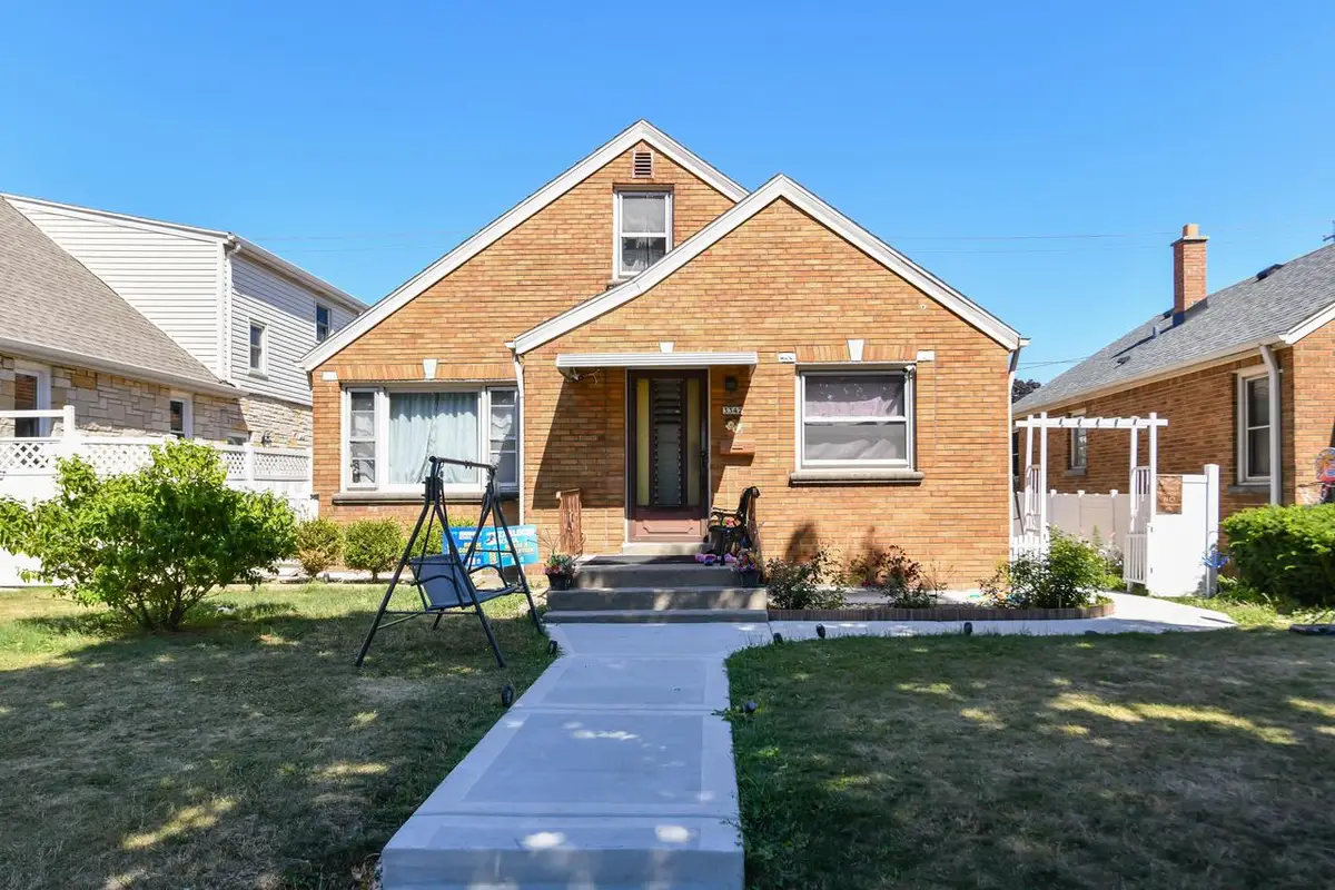3342 S 26th STREET, Milwaukee, WI 53215 - #1