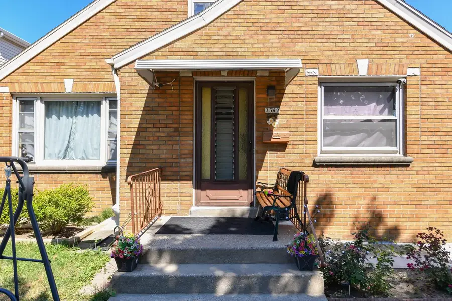 3342 S 26th STREET, Milwaukee, WI 53215 - #3