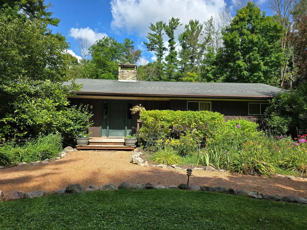 5130 Old Y ROAD, Maribel, WI 54227 - #1