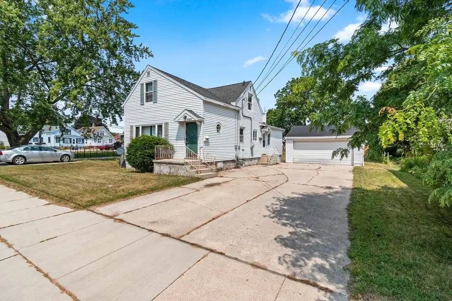 2014 13th STREET, Two Rivers, WI 54241 - #3