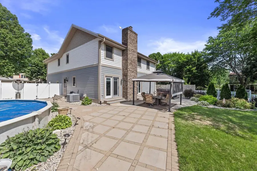 2802 Coventry LANE, Waukesha, WI 53188 - #3