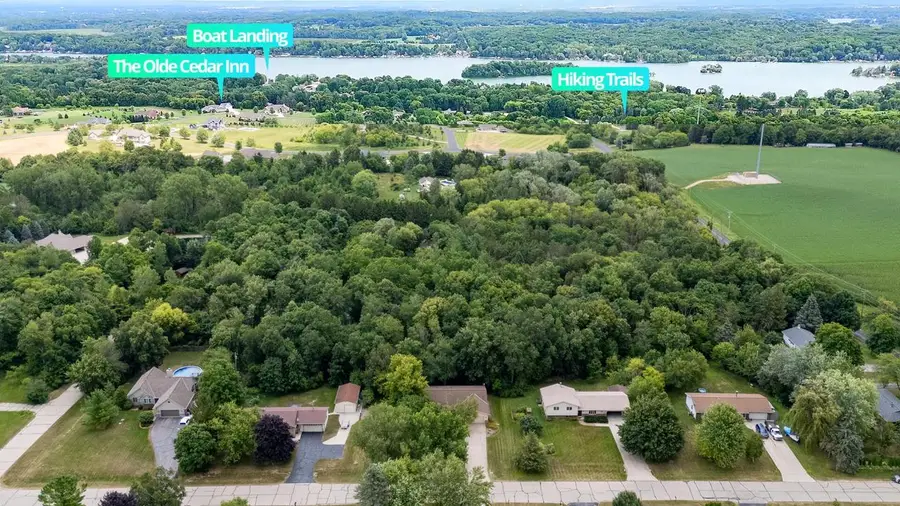 5736 Hickory Knoll DRIVE, West Bend, WI 53095 - #2