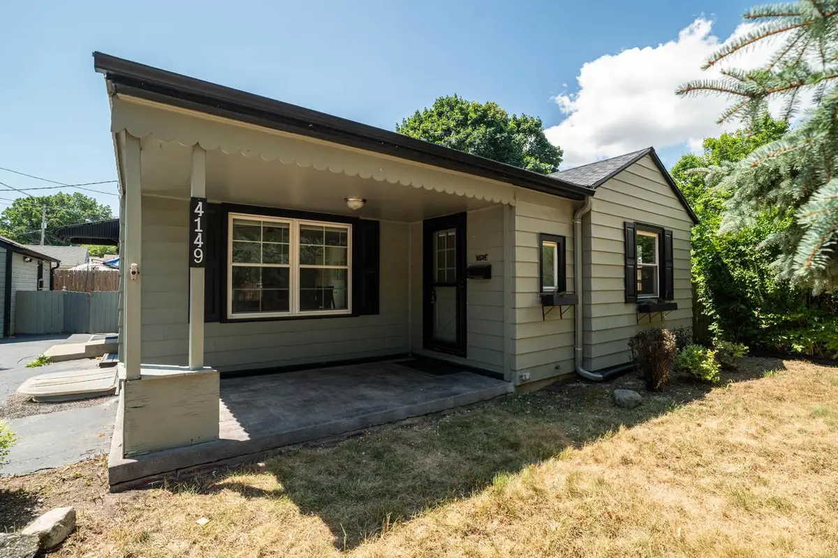 4149 S Whitnall AVENUE, Milwaukee, WI 53207 - #1