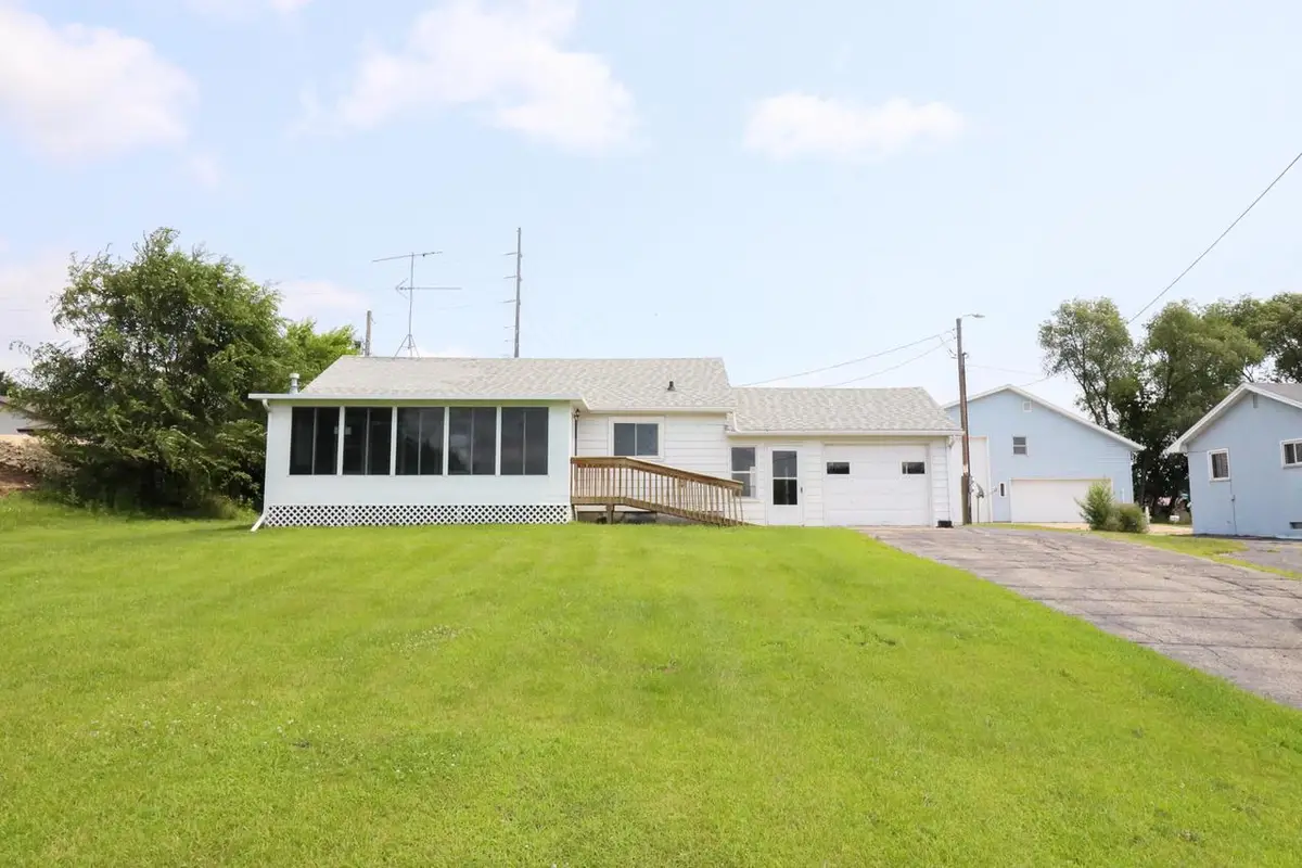 N5274 STATE ROAD 35, Onalaska, WI 54650 - #1