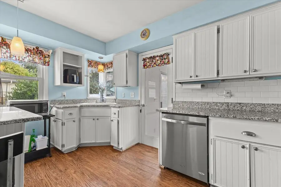 4002 S 91st PLACE #4004, Greenfield, WI 53228 - #3