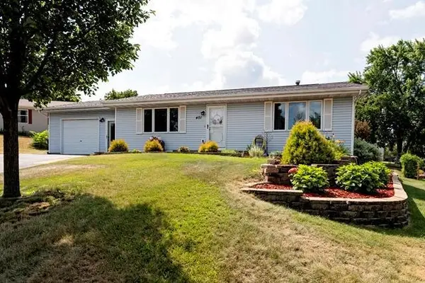 401 Oak Ridge COURT, Fort Atkinson, WI 53538