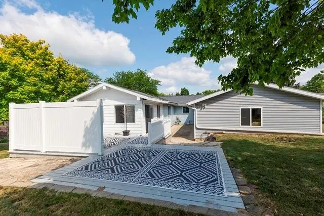 401 Oak Ridge COURT, Fort Atkinson, WI 53538 - #2