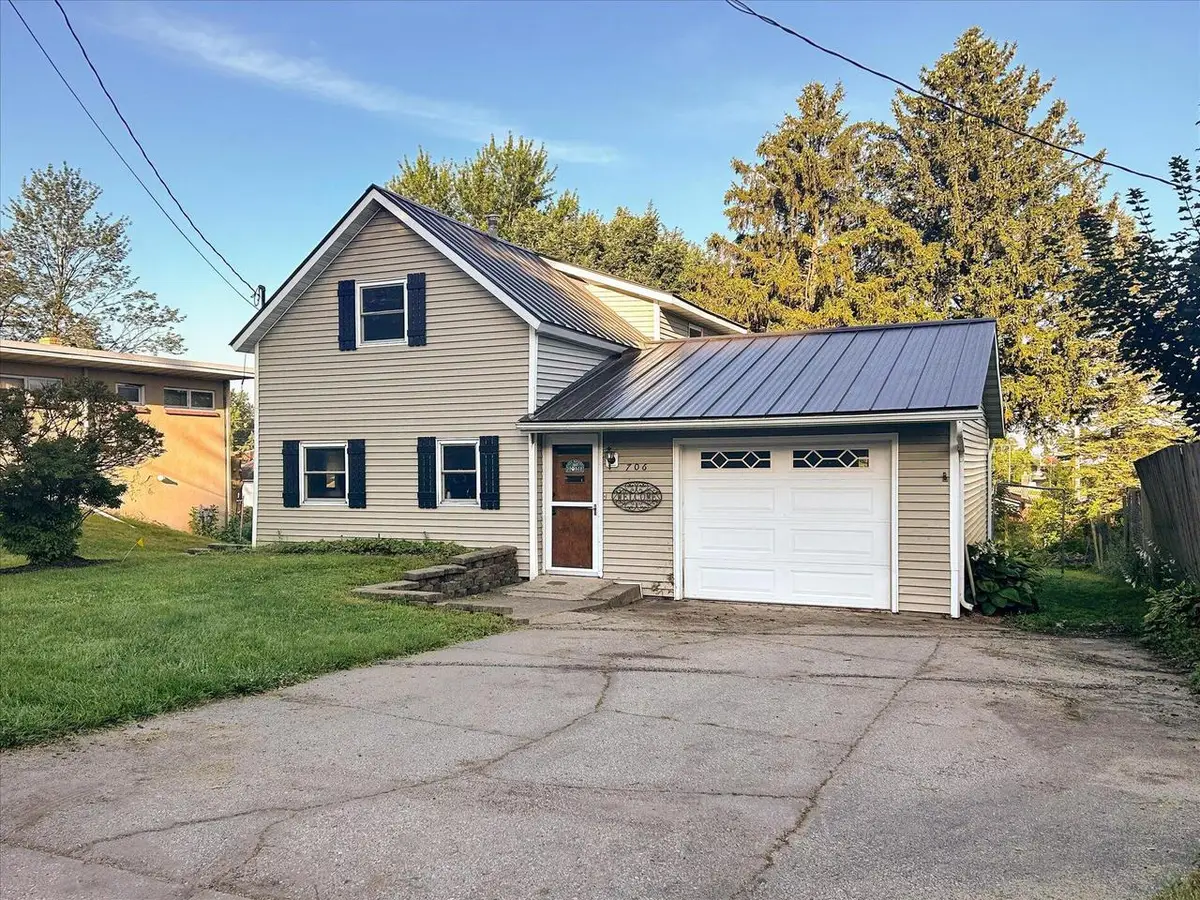 706 S Washington AVENUE, Viroqua, WI 54665 - #1