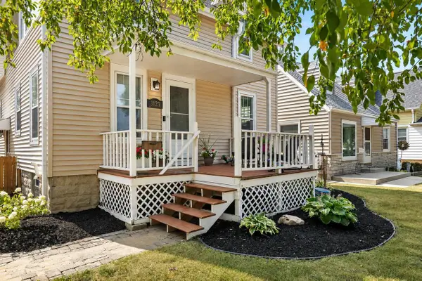 3127 N 90th STREET, Milwaukee, WI 53222