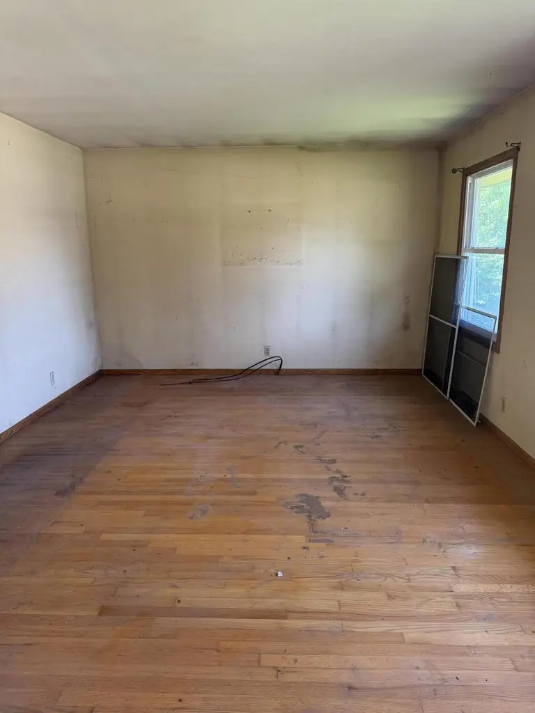 6047 S Elaine AVENUE, Cudahy, WI 53110 - #2