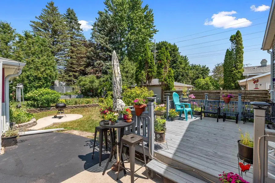 2108 Hemlock STREET, West Bend, WI 53090 - #3