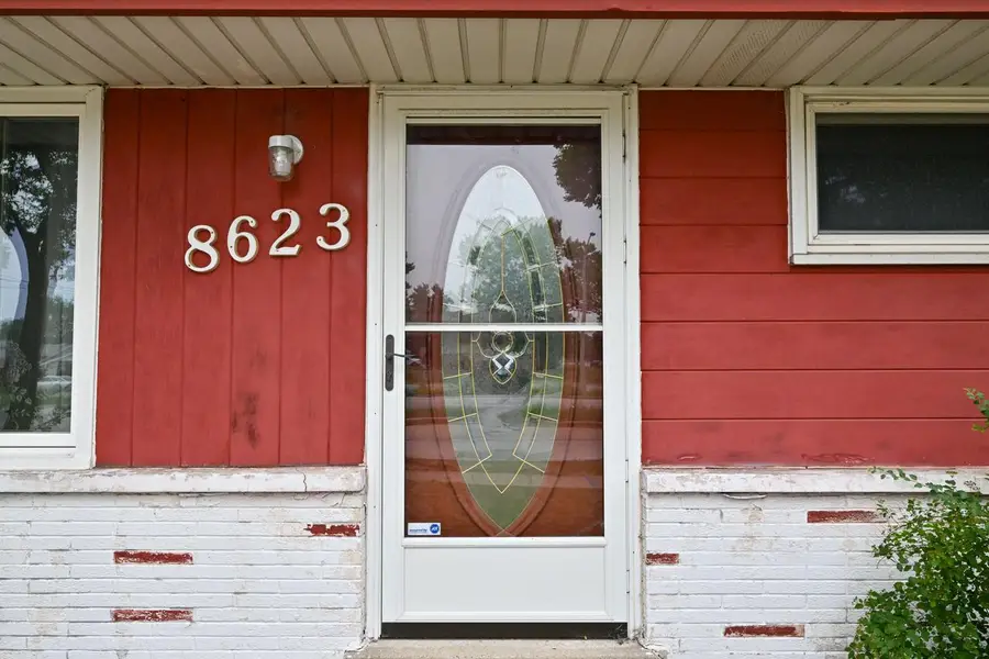 8623 W Mill ROAD, Milwaukee, WI 53225 - #2