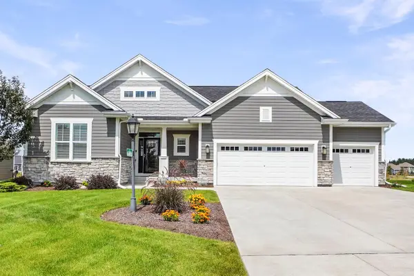 2929 Mendota DRIVE, Oconomowoc, WI 53066