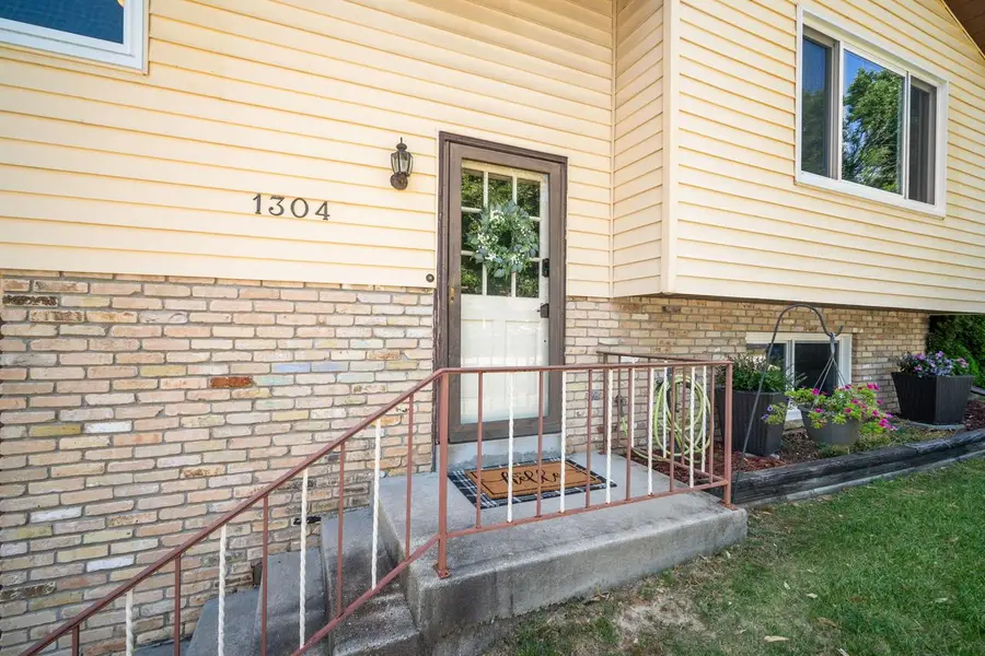 1304 Hans STREET, West Bend, WI 53090 - #2