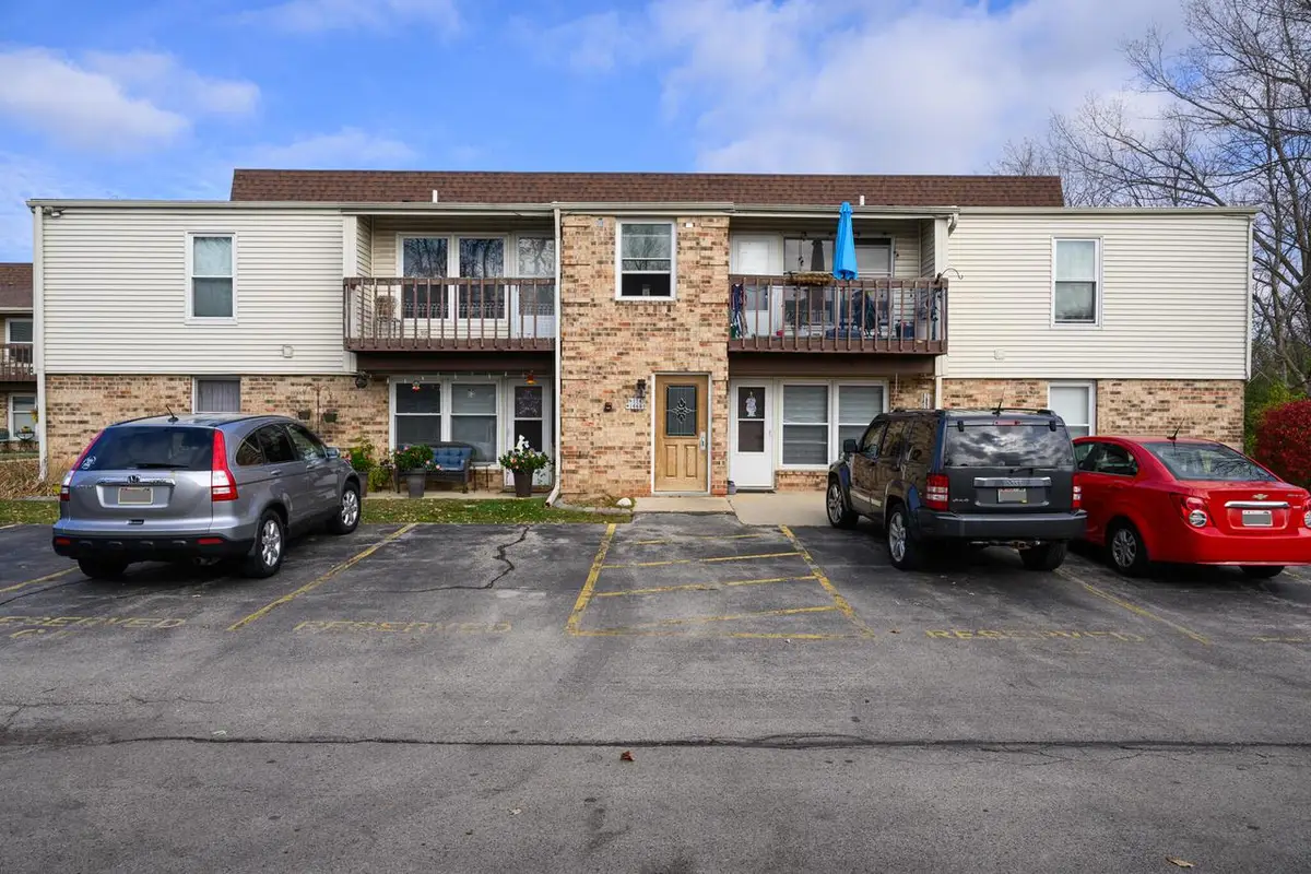 N114W16720 Crown DRIVE #2, Germantown, WI 53022 - #1
