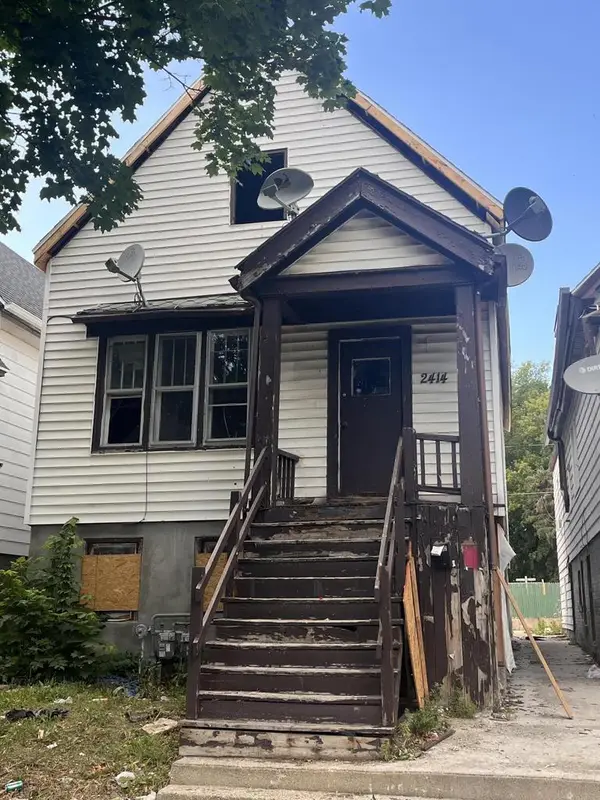 2412 W Maple STREET #2414, Milwaukee, WI 53204