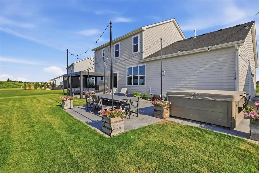 35123 Yahara DRIVE, Summit, WI 53066 - #2