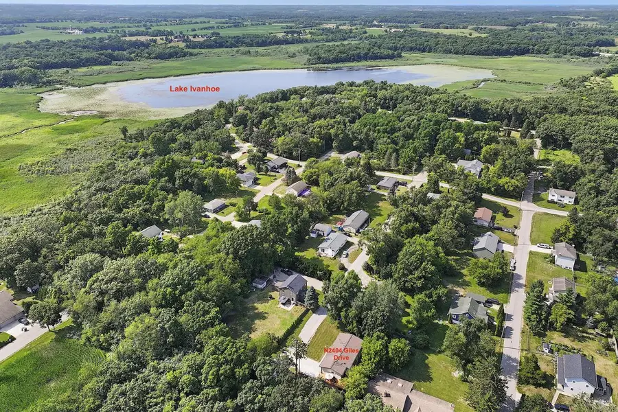 N2404 Giles DRIVE, Burlington, WI 53105 - #2