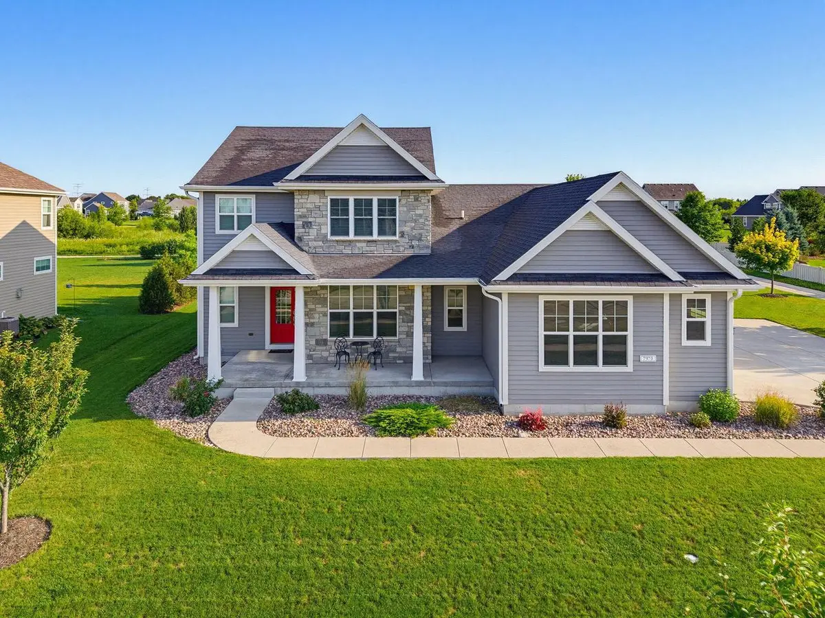 7970 W Mourning Dove LANE, Mequon, WI 53097 - #1
