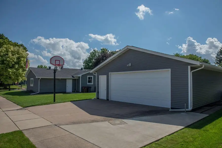 510 Franklin St W, West Salem, WI 54669 - #2