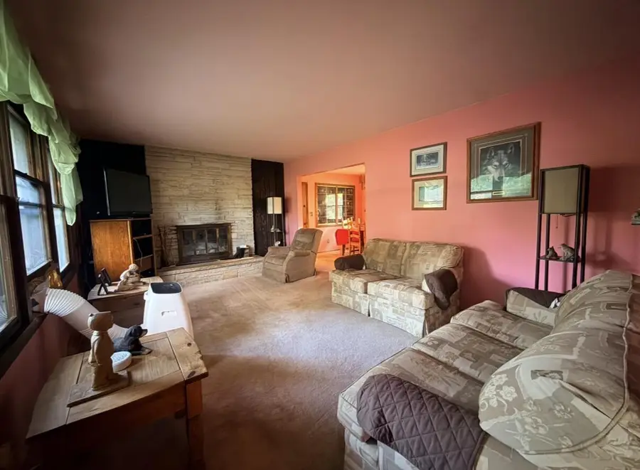 993 Middle Ridge DRIVE, Hubertus, WI 53033 - #3