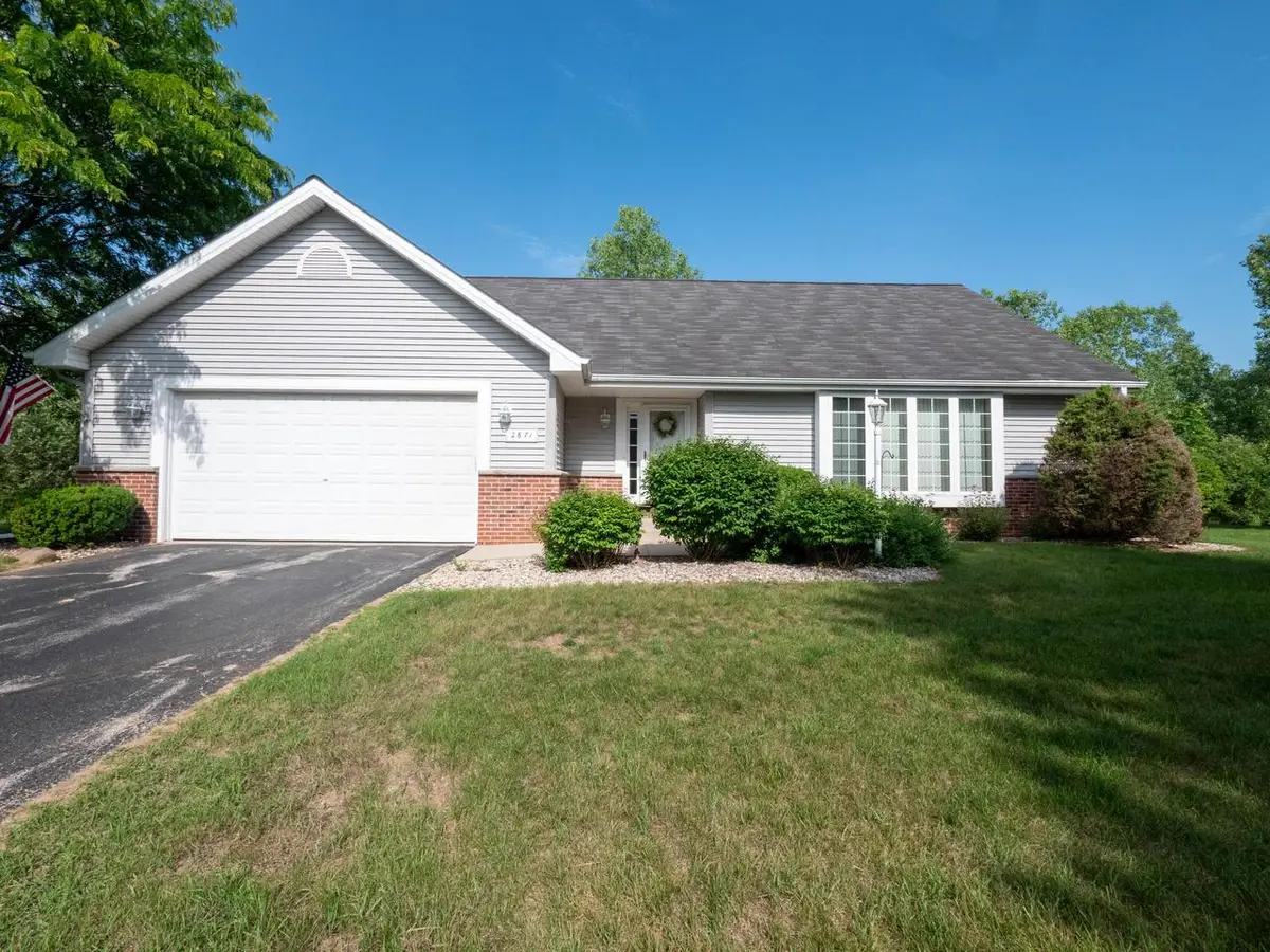 2671 W Wingate LANE, West Bend, WI 53090 - #1