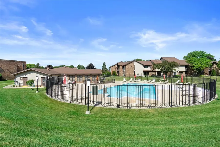3635 N Tucker PLACE #203, Milwaukee, WI 53222 - #2