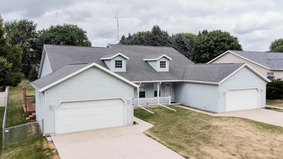 910 Prospect AVENUE #912, Beaver Dam, WI 53916 - #2