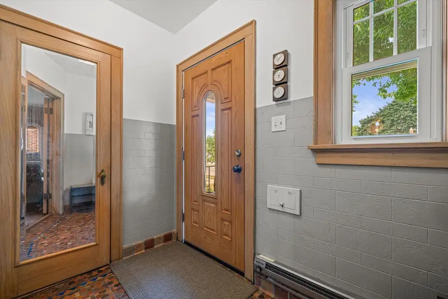 937 Lathrop AVENUE, Racine, WI 53405 - #2