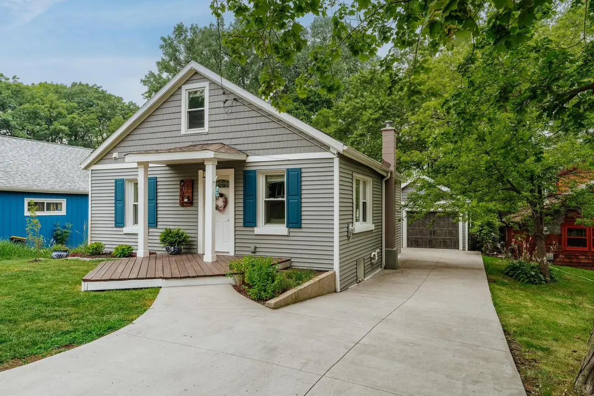 N9199 Deer Path ROAD, East Troy, WI 53120 - #1