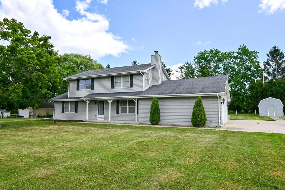 108 High Forest DRIVE, Cedarburg, WI 53012 - #1