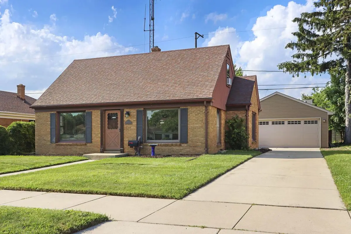 830 Lombard AVENUE, Racine, WI 53402 - #1