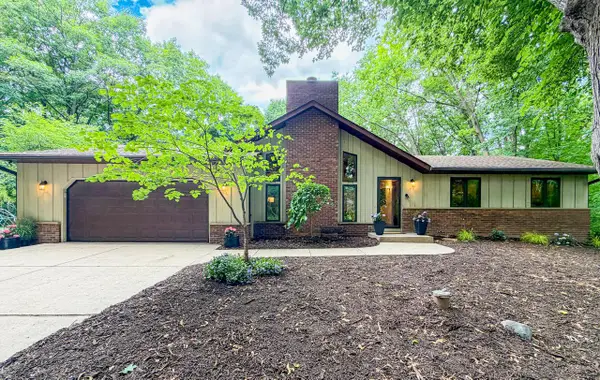 321 Kettle COURT, Slinger, WI 53086