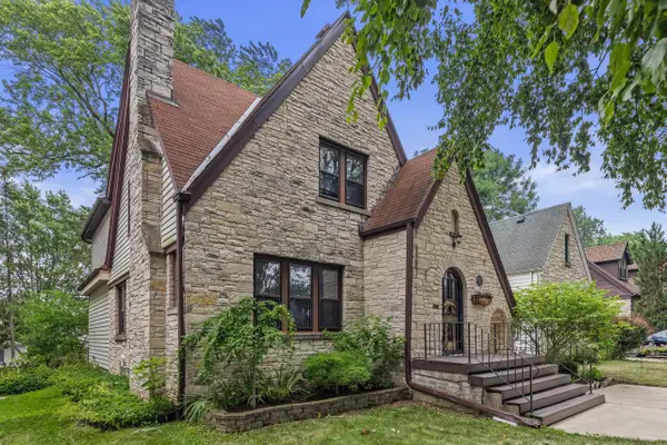 3766 S Austin STREET, Milwaukee, WI 53207