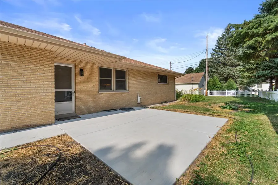 2962 S 80th STREET, West Allis, WI 53219 - #3