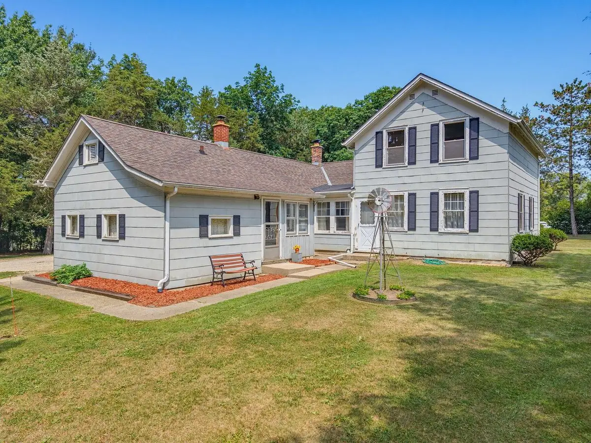 W340N8177 Townline ROAD, Oconomowoc, WI 53066 - #1