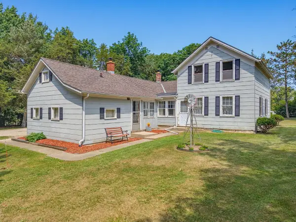 W340N8177 Townline ROAD, Oconomowoc, WI 53066