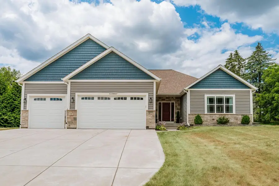 W218N9691 Happy Hollow LANE, Germantown, WI 53022 - #2