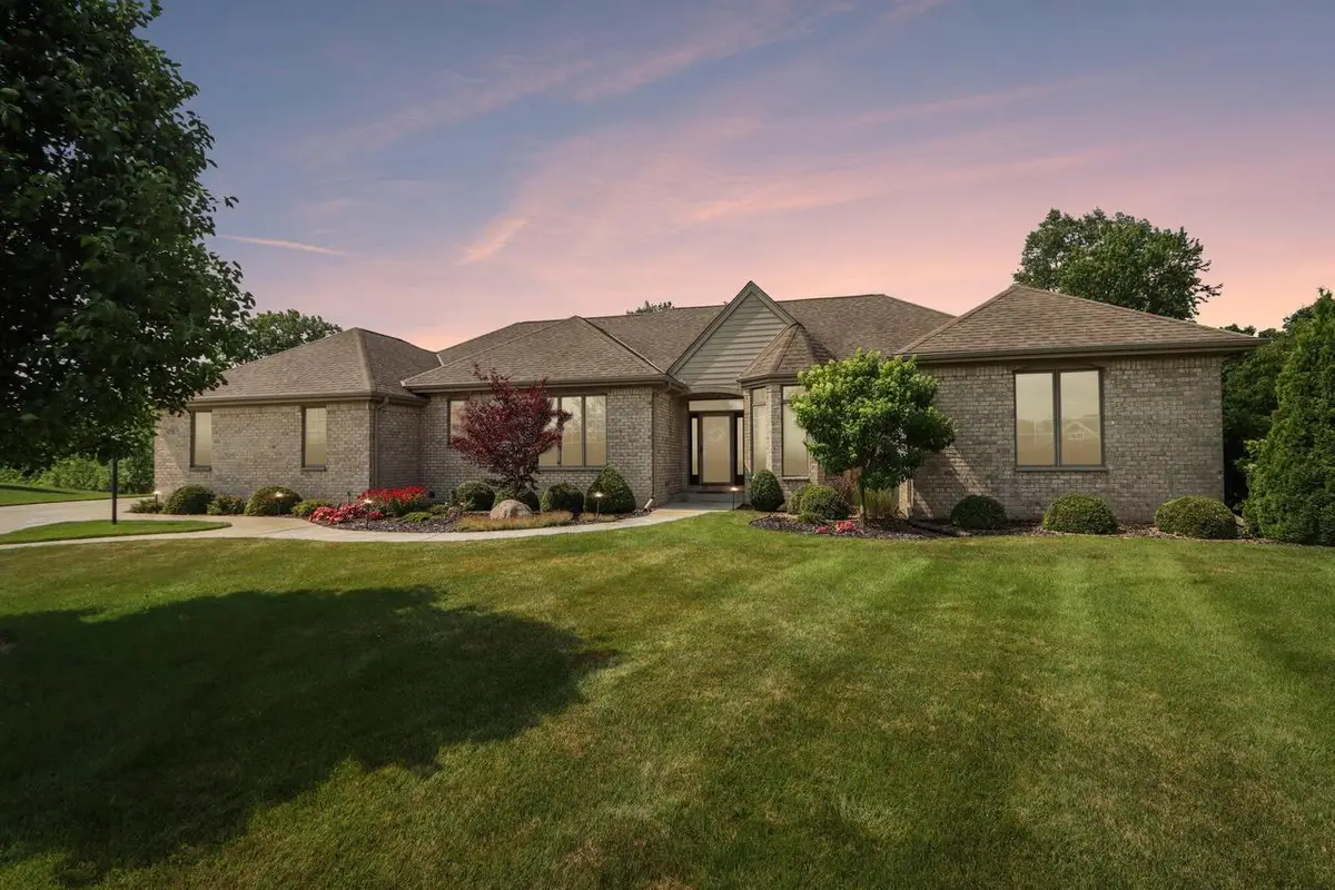 6735 Blue River WAY, Racine, WI 53402 - #1
