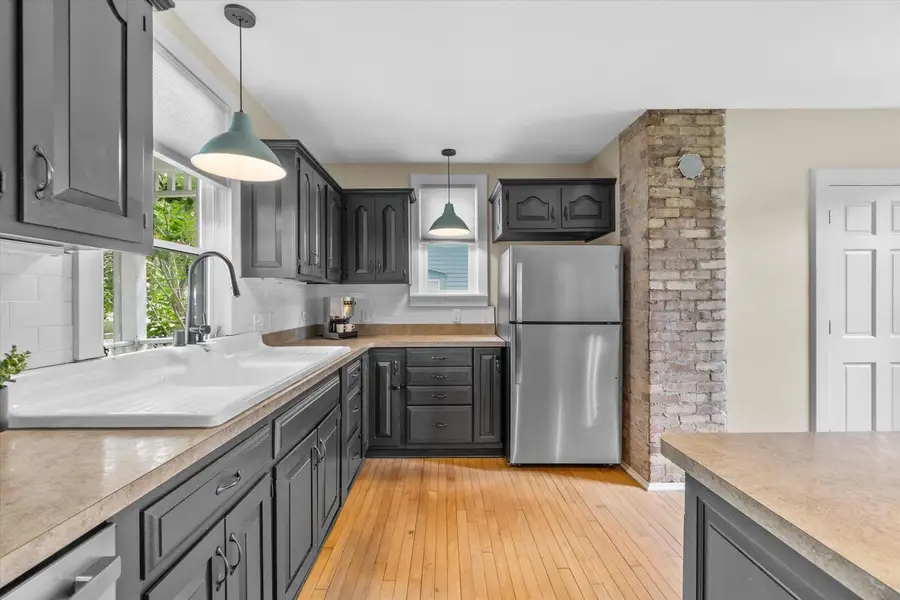 W58N455 Hilbert AVENUE, Cedarburg, WI 53012 - #3