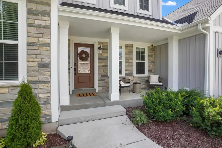W223N4648 Seven Oaks DRIVE, Pewaukee, WI 53072 - #3