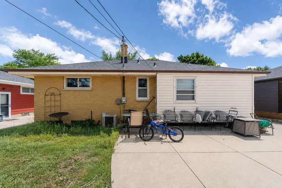 4147 S 52nd STREET, Milwaukee, WI 53220 - #2