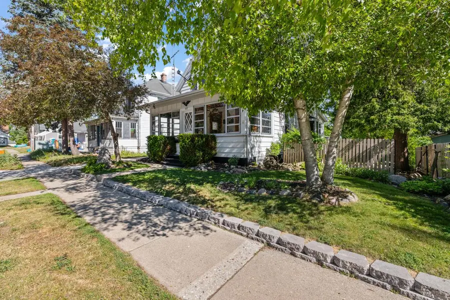 432 Pleasant AVENUE, Hartford, WI 53027 - #3