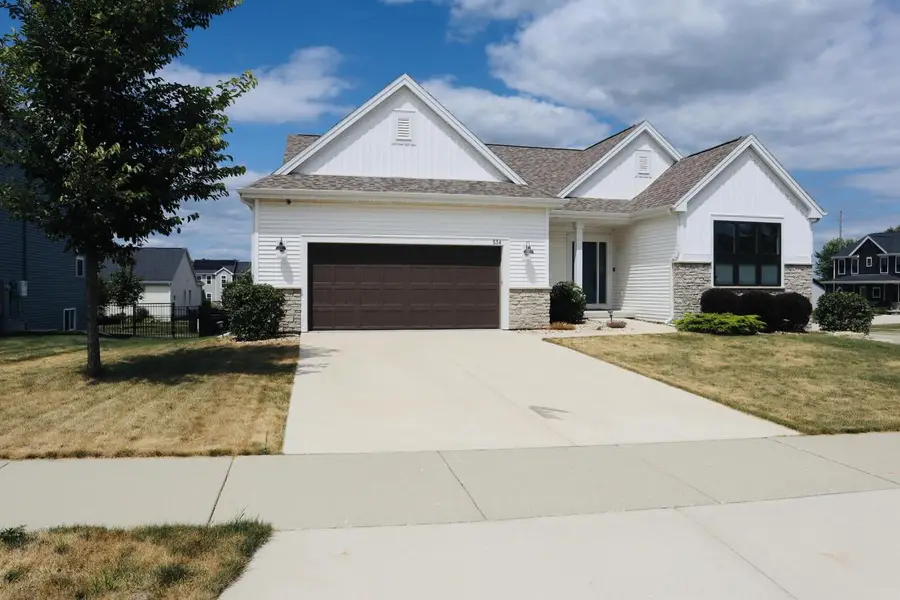 534 Foxfield ROAD, Oregon, WI 53575 - #2